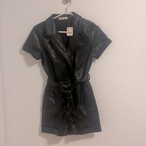 Miscommunication play suit